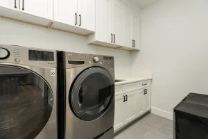 cobble-creek-custom-homes-barndominium-laundry-room-mooresville-nc copy