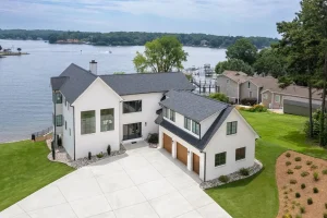 modern-lakefront-home-2-copy-1024x682